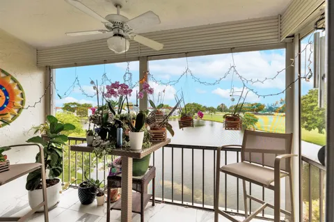 9500 Hollybrook Lake Drive #301
