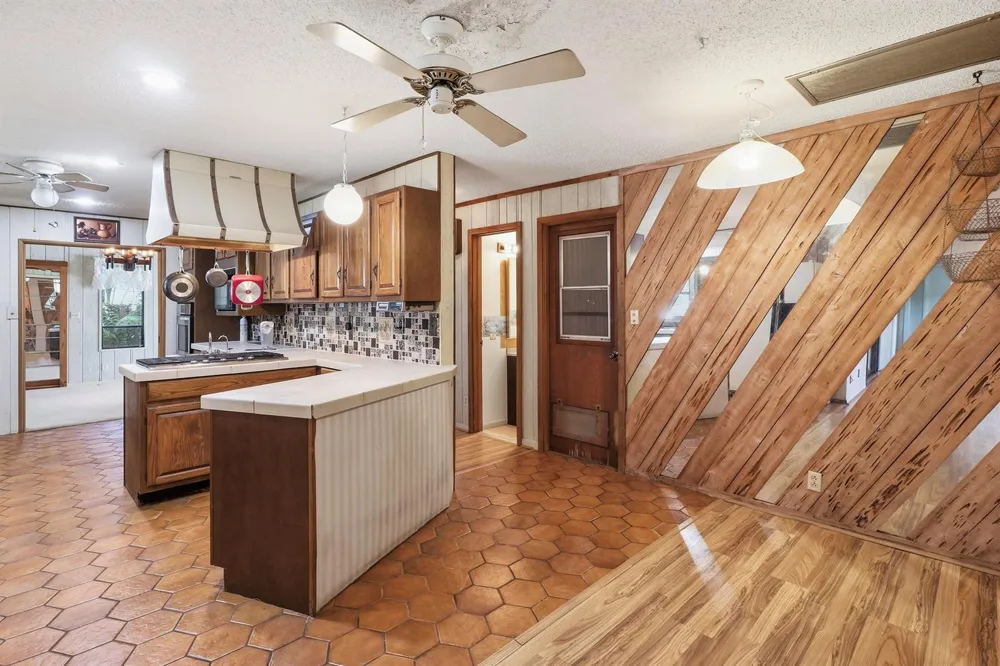 596 Greenwood Drive Jupiter, FL 33458