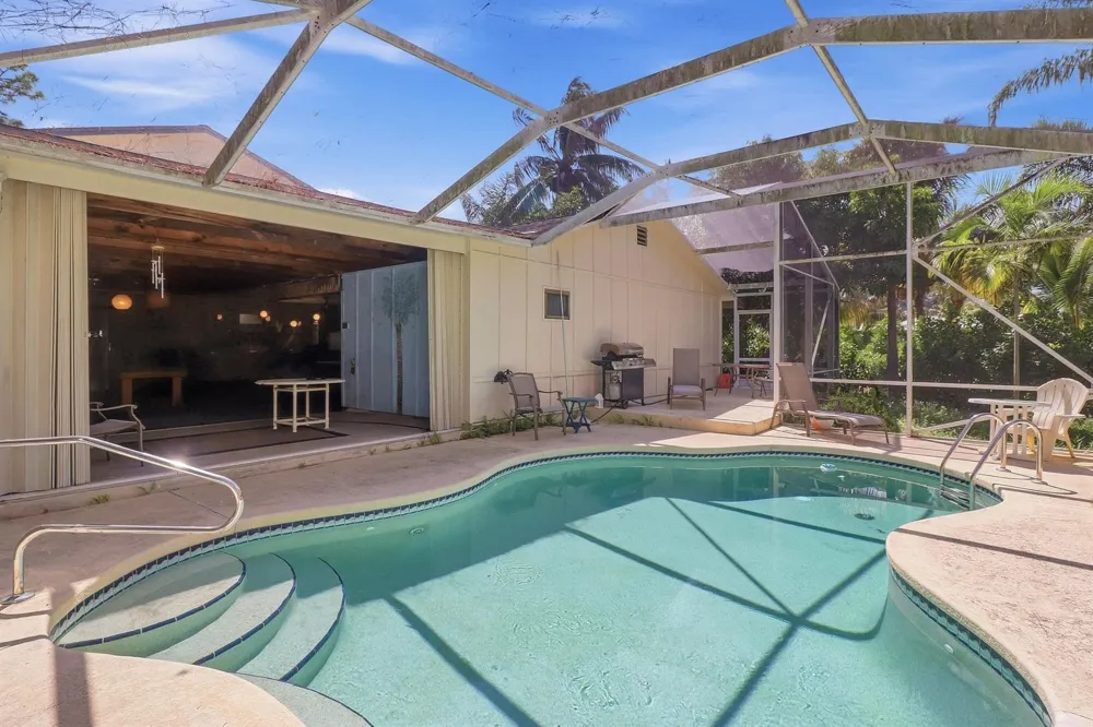 596 Greenwood Drive Jupiter, FL 33458