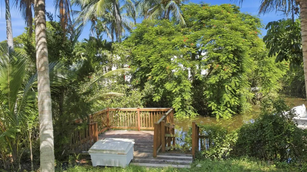 596 Greenwood Drive Jupiter, FL 33458