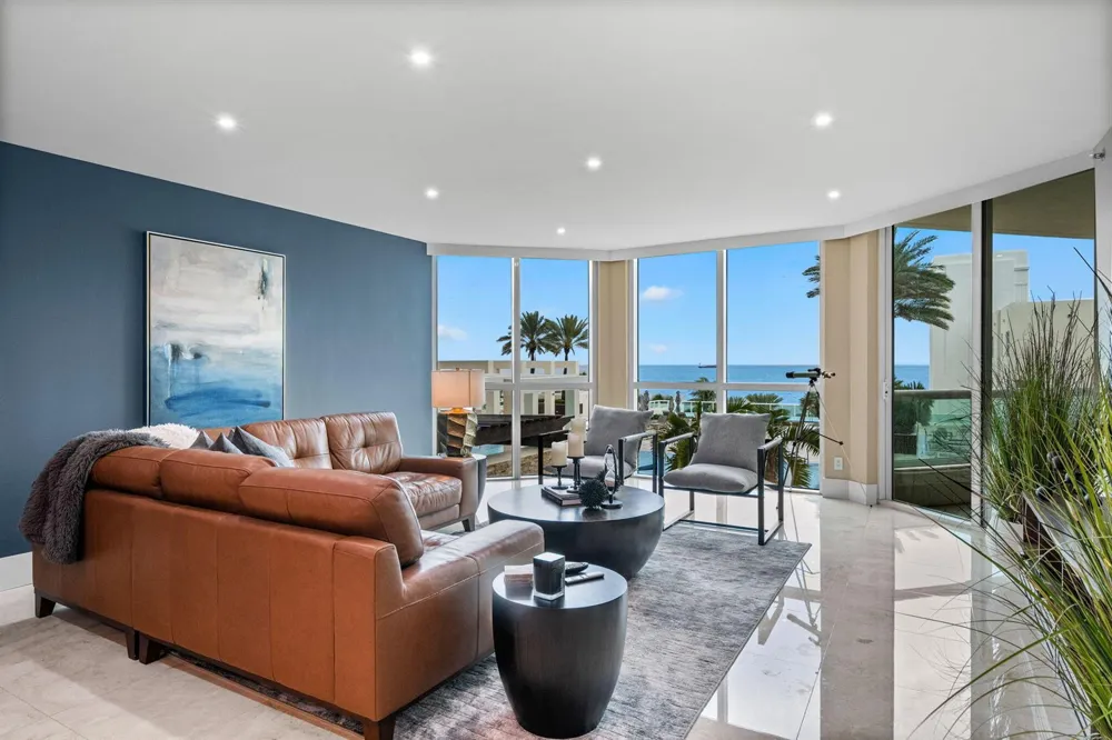 101 S Fort Lauderdale Beach Boulevard #702 Fort Lauderdale, FL 33316