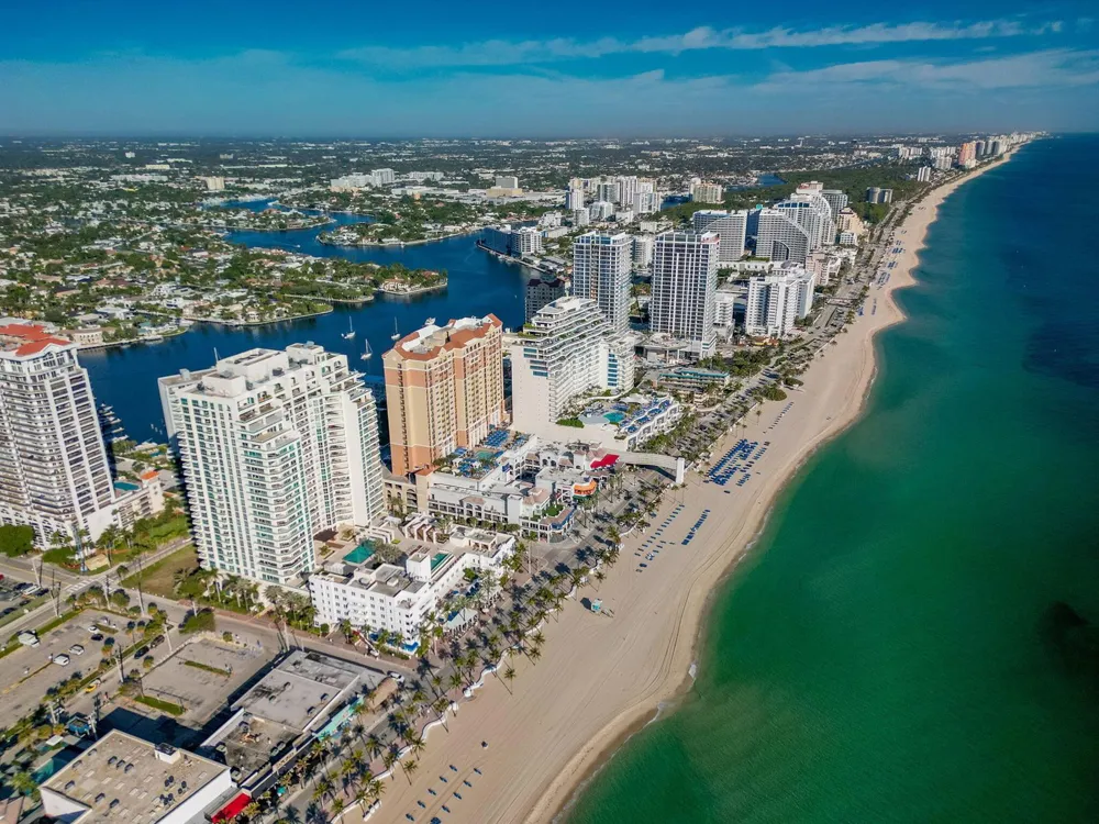 101 S Fort Lauderdale Beach Boulevard #702 Fort Lauderdale, FL 33316