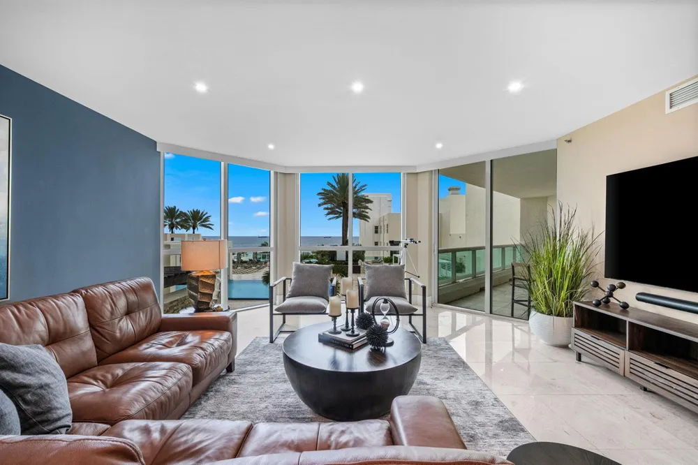 101 S Fort Lauderdale Beach Boulevard #702 Fort Lauderdale, FL 33316