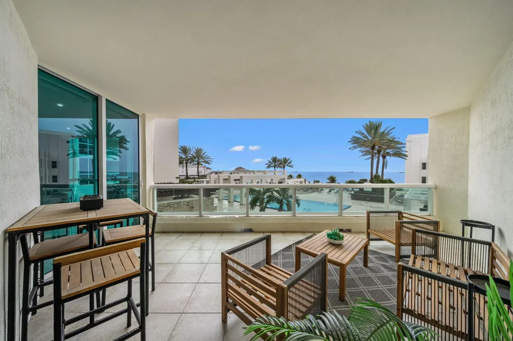101 S Fort Lauderdale Beach Boulevard #702 Fort Lauderdale, FL 33316