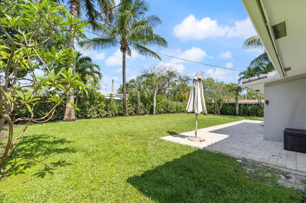 4461 NE 19TH AVENUE Oakland Park, FL 33308