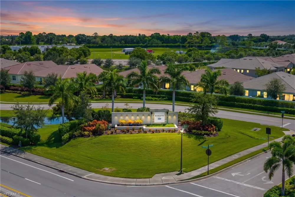 10295 Bonavie Cove Drive Fort Myers, FL 33966