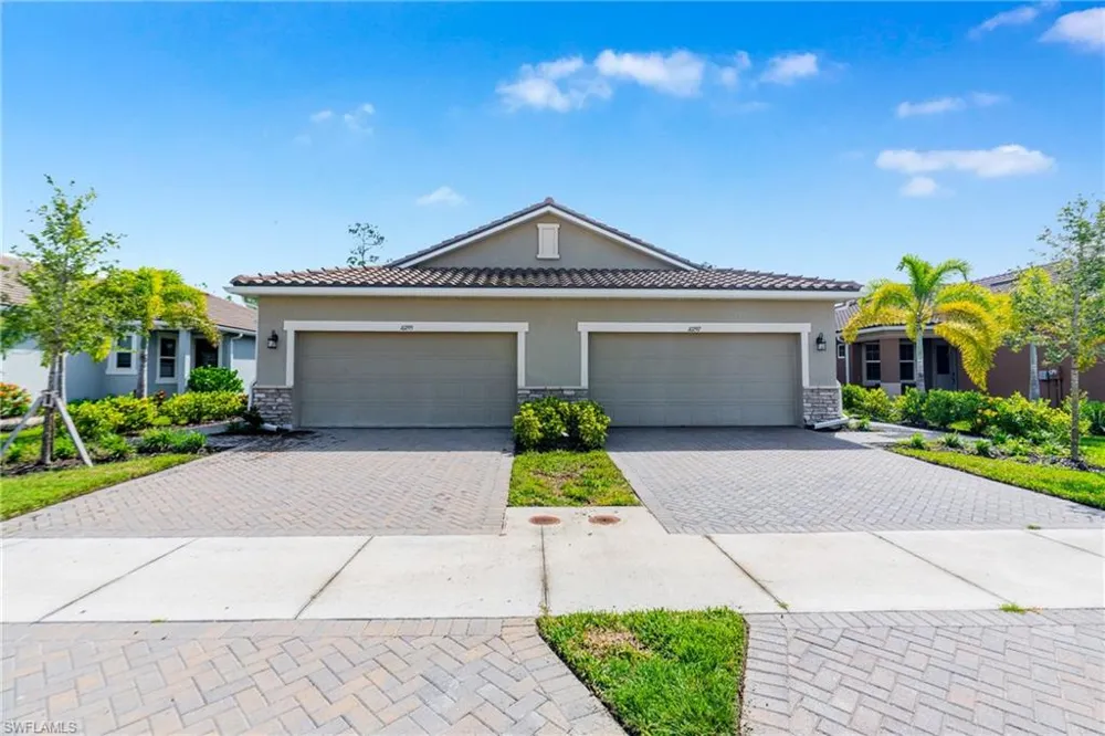10295 Bonavie Cove Drive Fort Myers, FL 33966