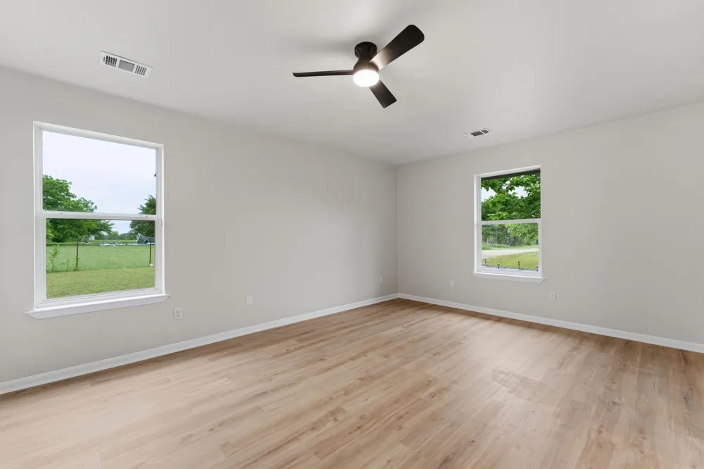 180 Woodard Lane Bruceville, TX 76630