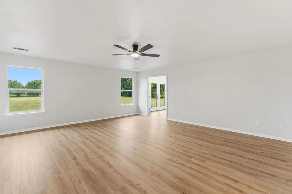 180 Woodard Lane Bruceville, TX 76630