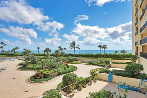 300 OCEAN TRAIL WAY #204
