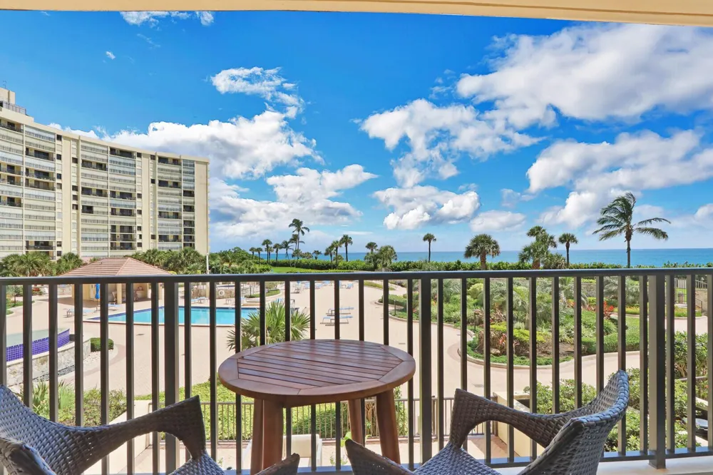 300 OCEAN TRAIL WAY #204 Jupiter, FL 33477