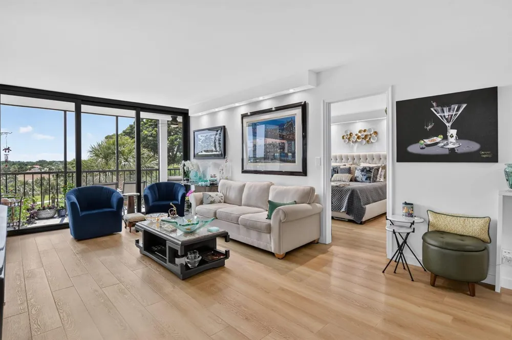 6895 Willow Wood Drive #1051 Boca Raton, FL 33434