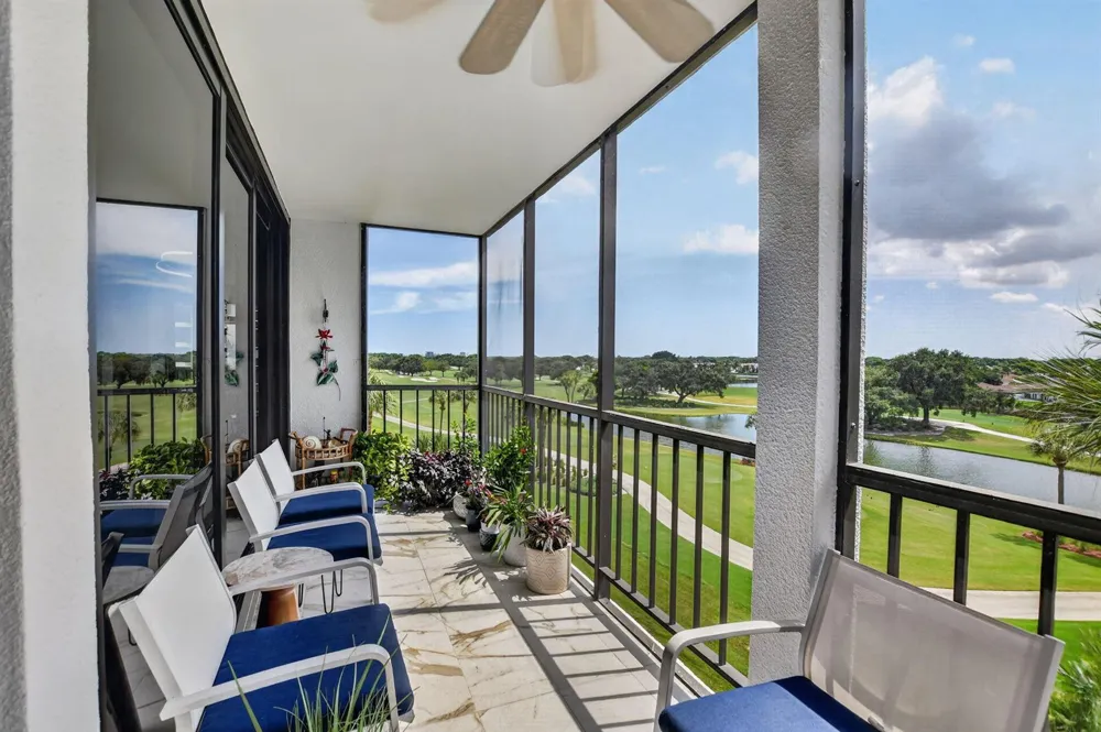6895 Willow Wood Drive #1051 Boca Raton, FL 33434