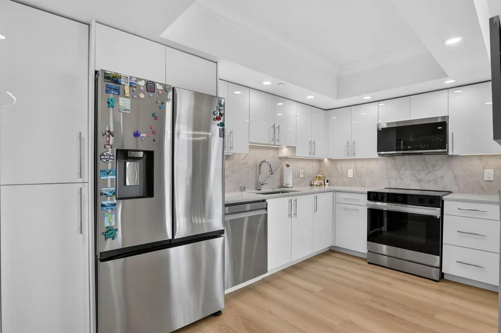 6895 Willow Wood Drive #1051 Boca Raton, FL 33434
