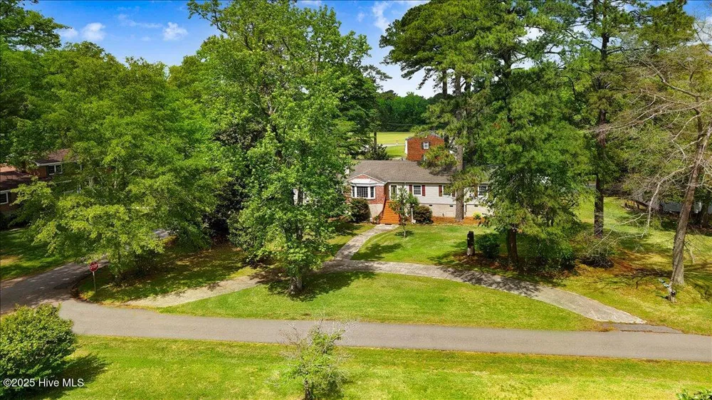 105 Harbor Drive Washington, NC 27889