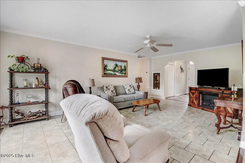 105 Harbor Drive Washington, NC 27889
