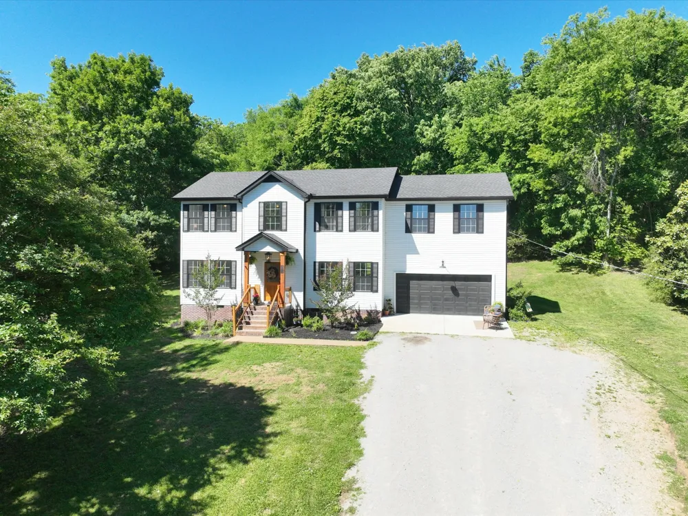 1074 Talon Dr Columbia, TN 38401