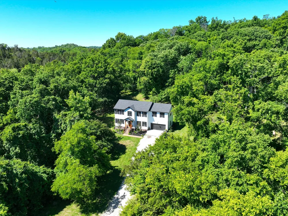 1074 Talon Dr Columbia, TN 38401