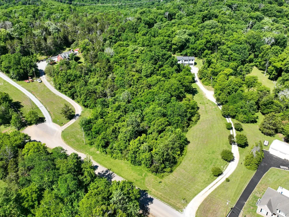 1074 Talon Dr Columbia, TN 38401