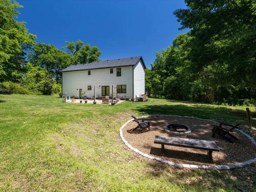 1074 Talon Dr Columbia, TN 38401