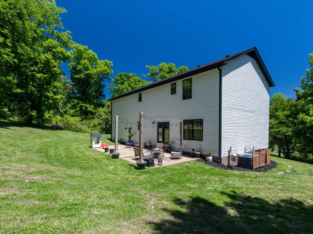1074 Talon Dr Columbia, TN 38401