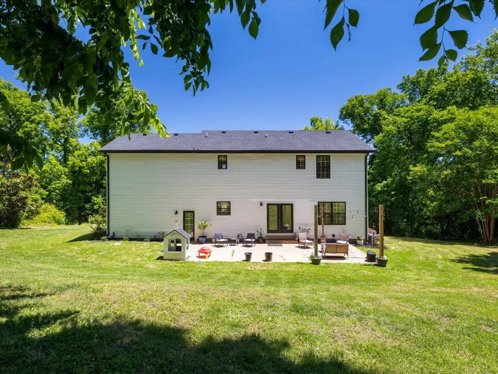 1074 Talon Dr Columbia, TN 38401