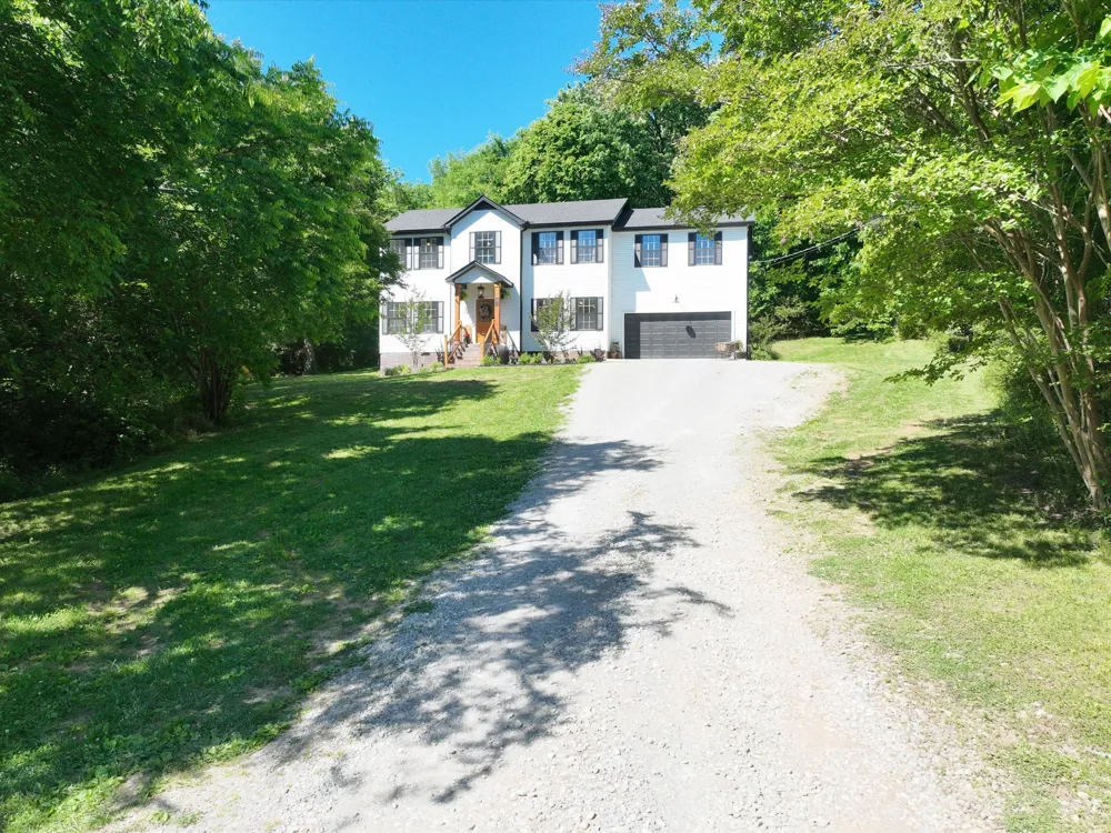 1074 Talon Dr Columbia, TN 38401