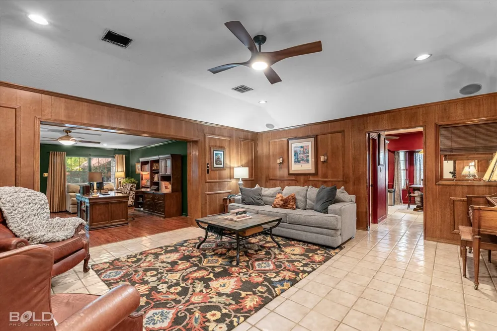 220 Norcross Street Bossier City, LA 71111
