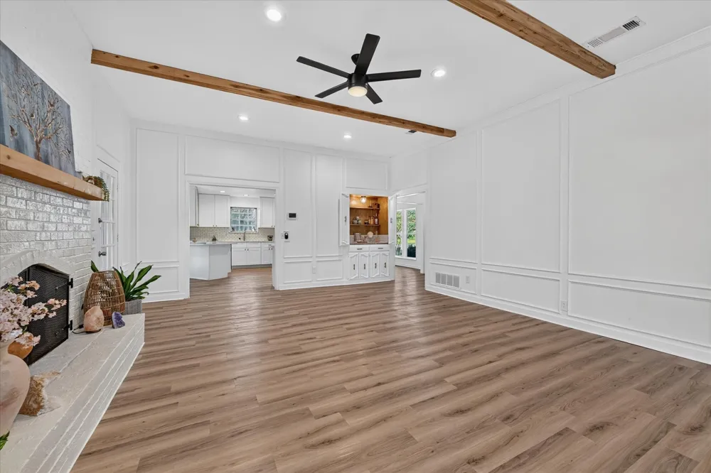 1712 Copper Creek Drive Plano, TX 75075