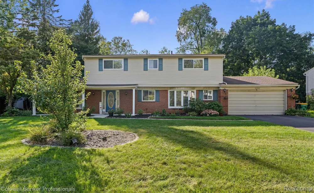 26163 Westmeath Street Farmington Hills City, MI 48334