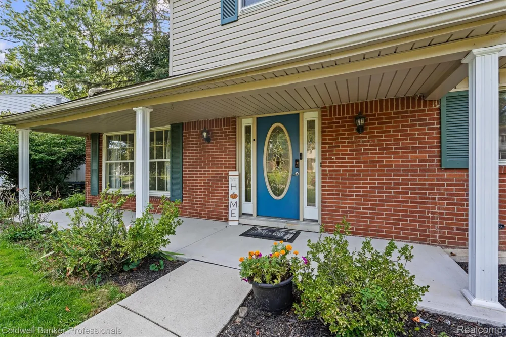 26163 Westmeath Street Farmington Hills City, MI 48334
