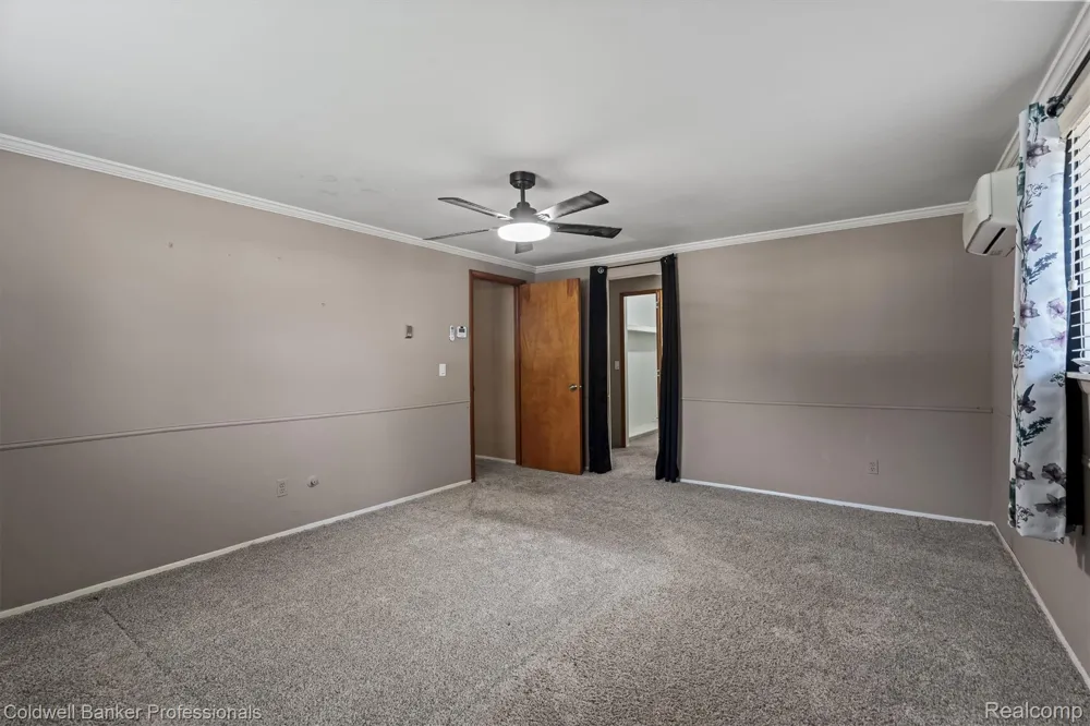26163 Westmeath Street Farmington Hills City, MI 48334