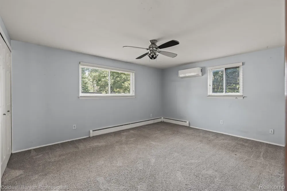 26163 Westmeath Street Farmington Hills City, MI 48334
