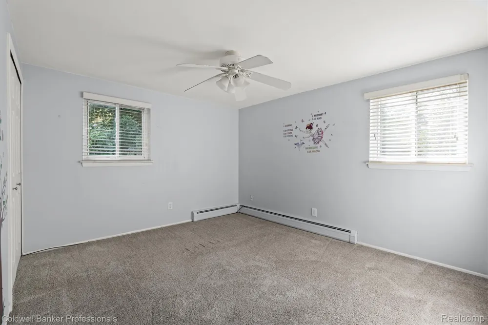 26163 Westmeath Street Farmington Hills City, MI 48334