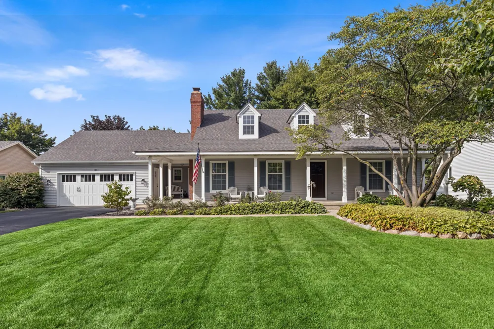 1861 Pine Grove Drive Georgetown Charter Township, MI 49428