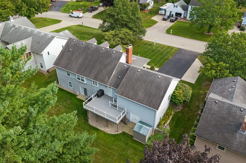 1861 Pine Grove Drive Georgetown Charter Township, MI 49428