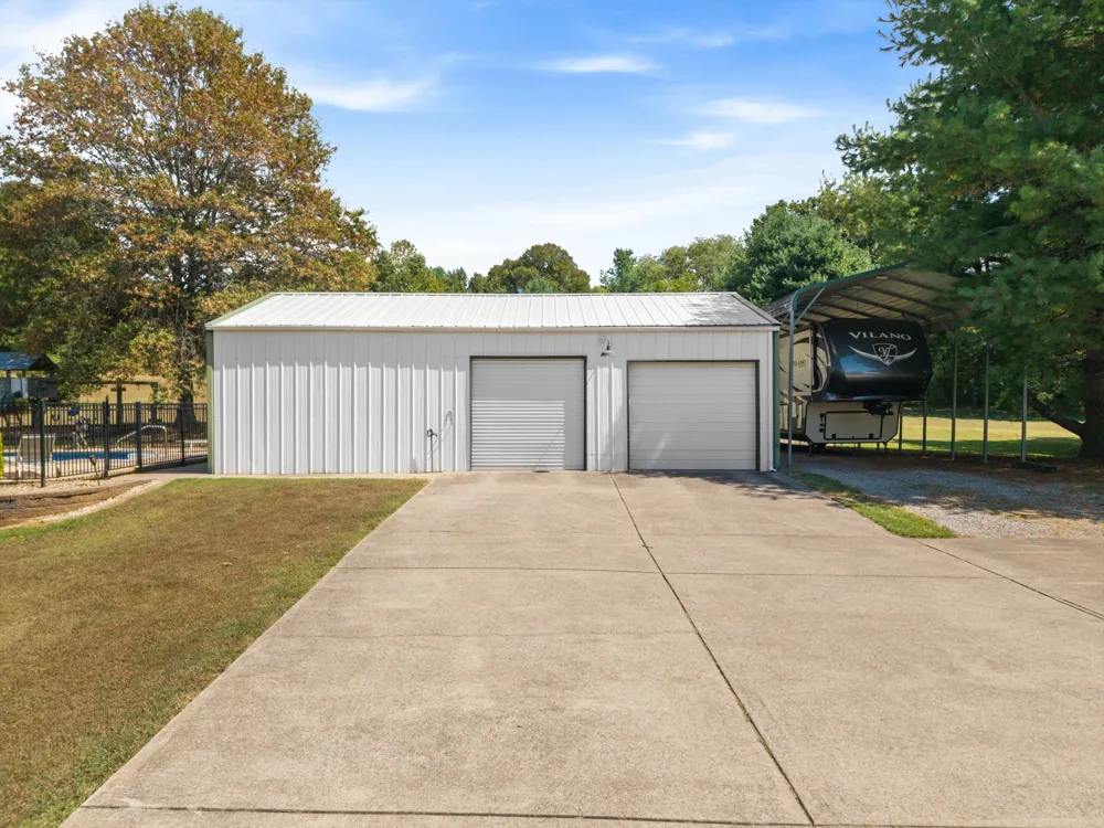137 Shapiro Trl Columbia, TN 38401