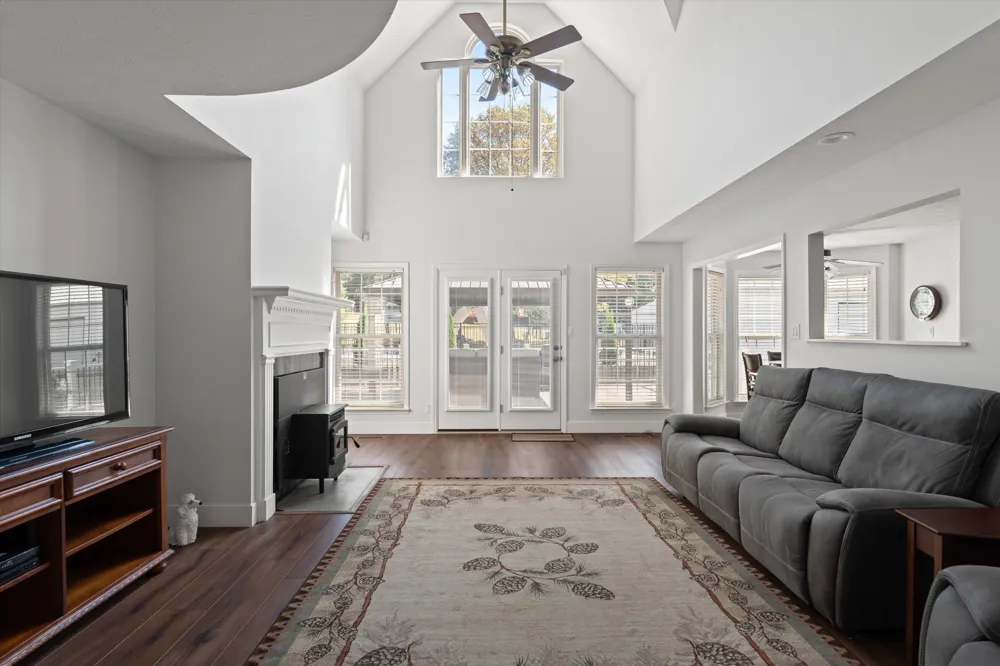137 Shapiro Trl Columbia, TN 38401