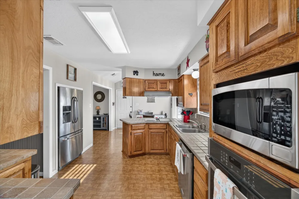 448 Remuda Drive Fort Worth, TX 76108
