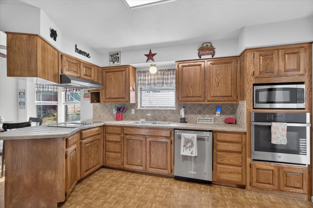 448 Remuda Drive Fort Worth, TX 76108