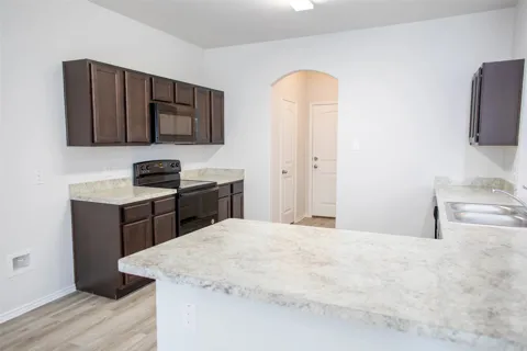 3202 Sonoma Trail