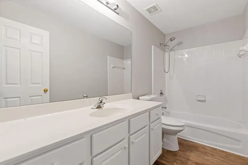 3430 Vista Creek Drive Dacula, GA 30019