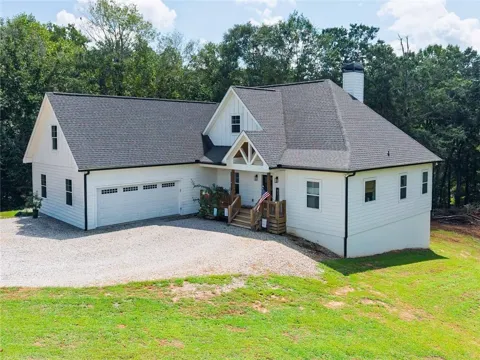 449 Captains Court