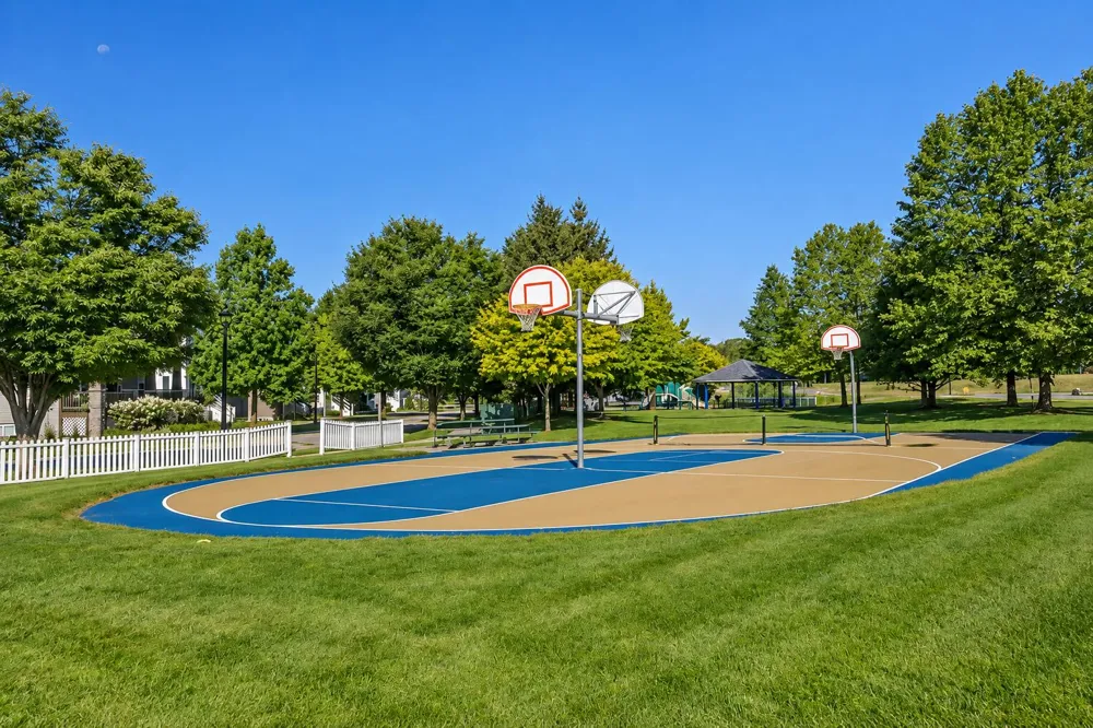 3167 Blairview Parkway #203 Kentwood, MI 49512
