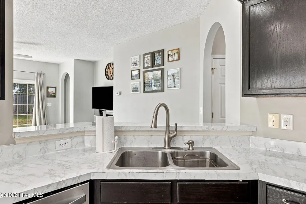 7304 Farrington Farms Drive Wilmington, NC 28411