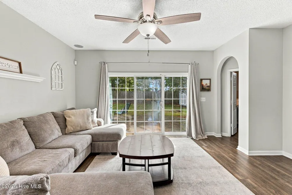 7304 Farrington Farms Drive Wilmington, NC 28411