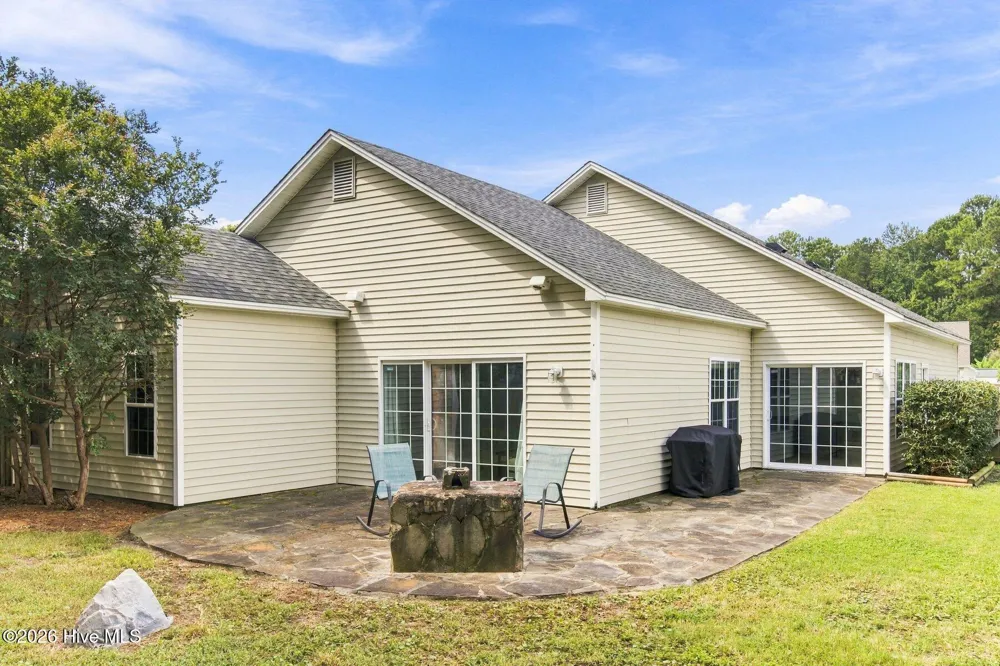 7304 Farrington Farms Drive Wilmington, NC 28411