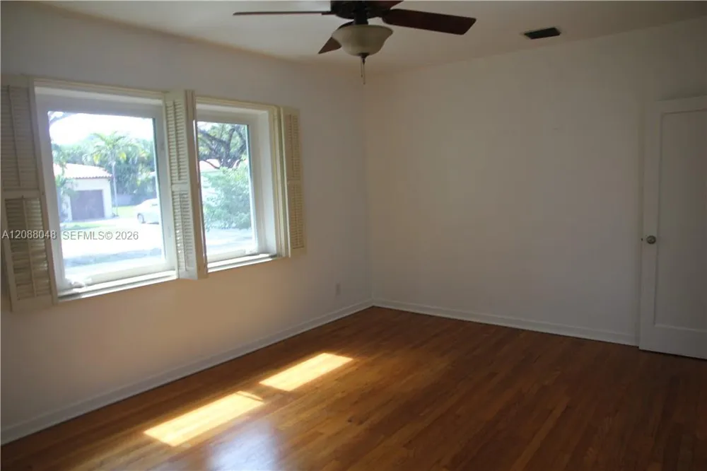 335 Candia Ave Coral Gables, FL 33134
