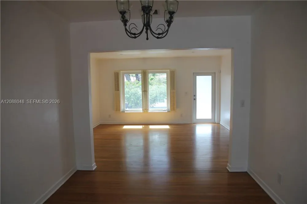 335 Candia Ave Coral Gables, FL 33134