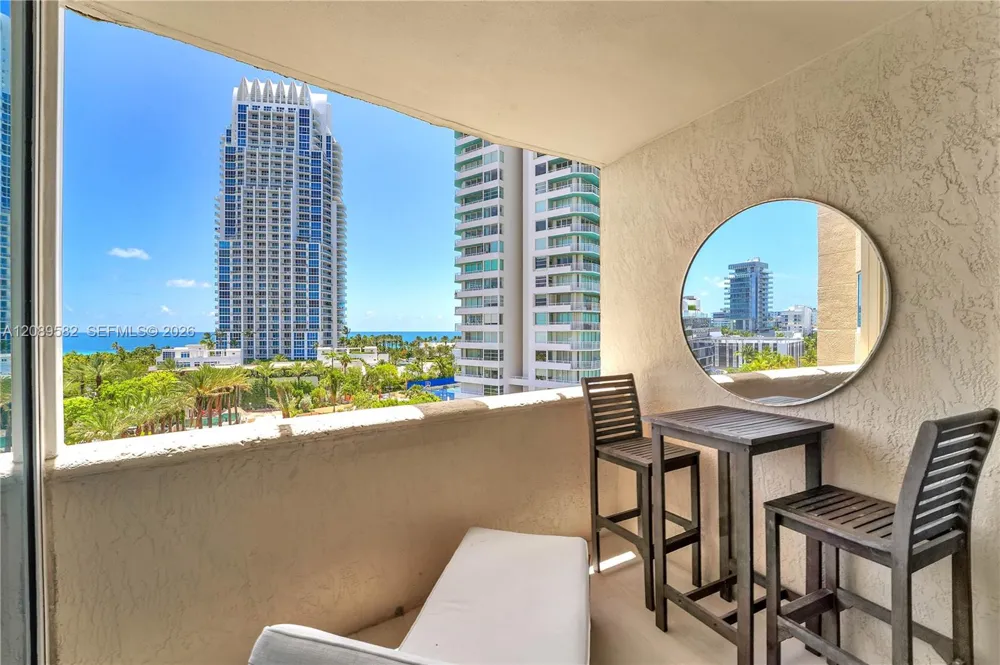 300 S Pointe Dr #809 Miami Beach, FL 33139